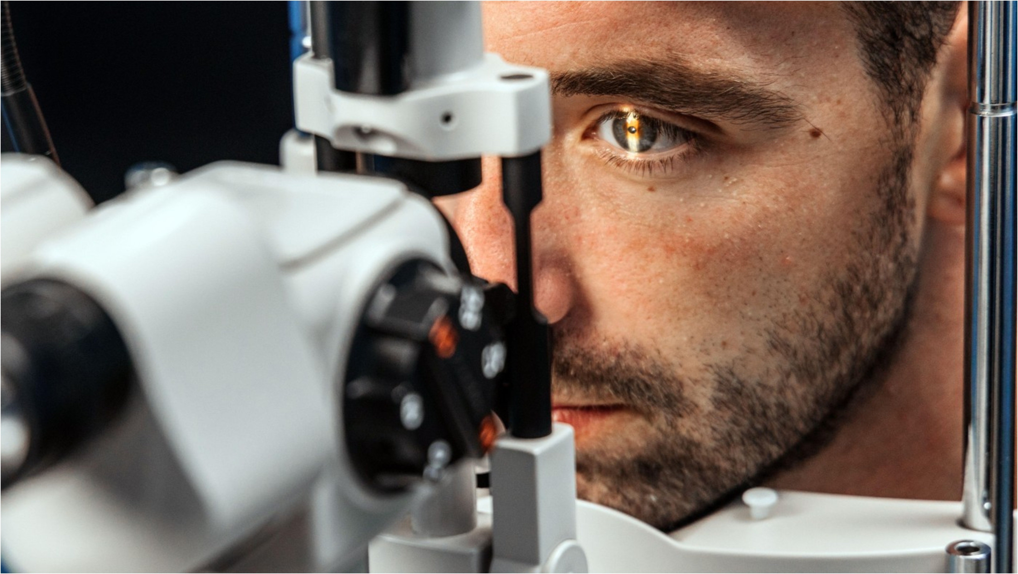 Cercetătorii au inventat un microcip revoluționar care îi ajută pe pacienții orbi să își recapete vederea. Cum funcționează implantul