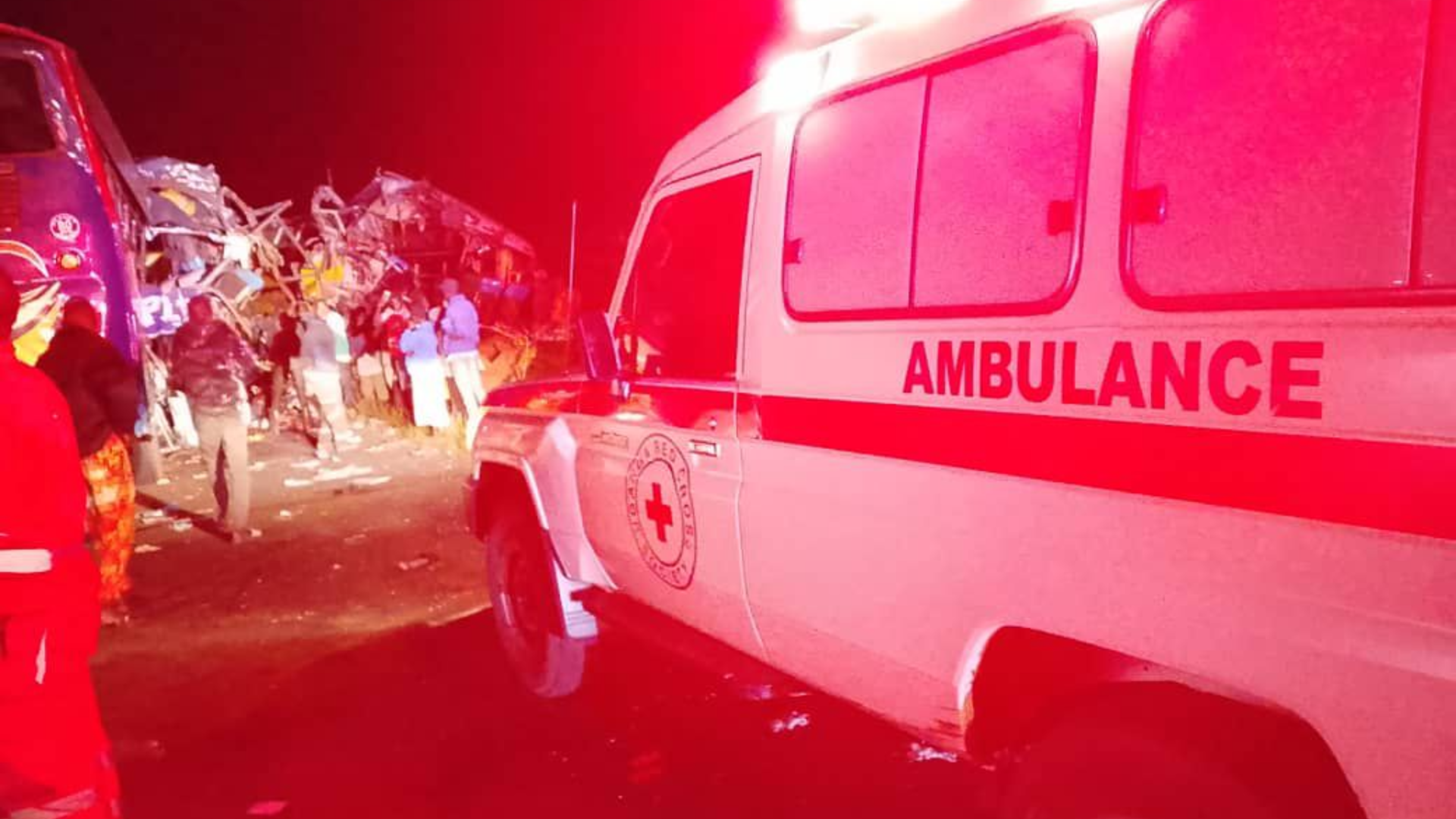 Cel puțin 63 de morți și mai mulți răniți după un accident rutier grav: mai multe vehicule s-au ciocnit pe o autostradă din Uganda