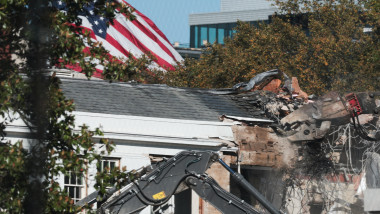 Demolare East Wing Casa Albă