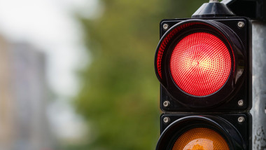 semafor rosu