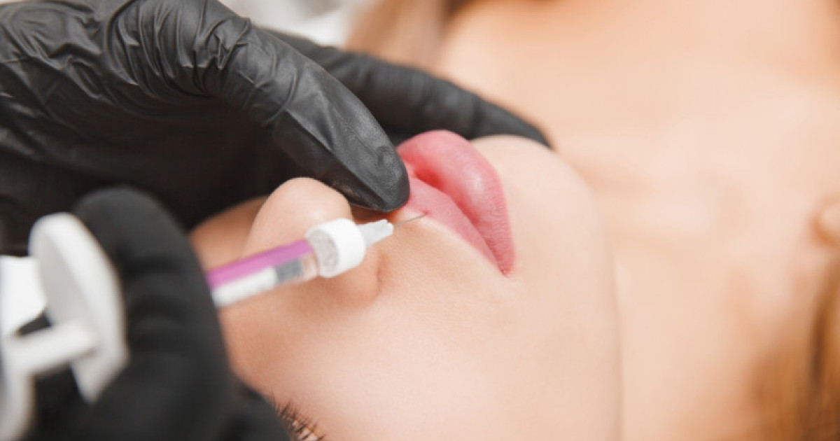 Două femei din București şi-au făcut tratamente estetice în valoare totală de peste 21.400 de lei. Ele nu au plătit nimic clinicii