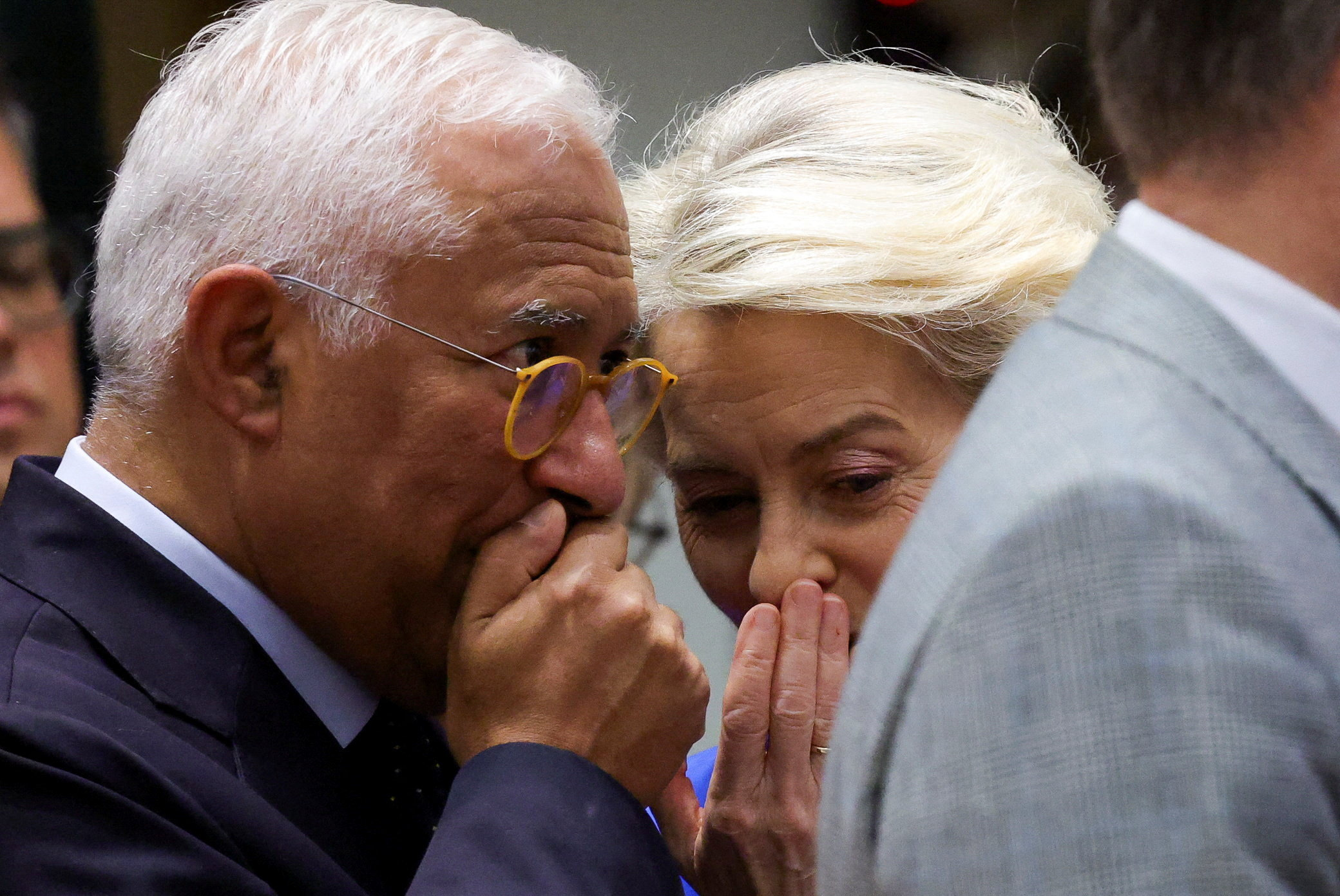 Summitul UE solicită consolidarea securității europene, cu accent pe flancul estic și apărarea aeriană