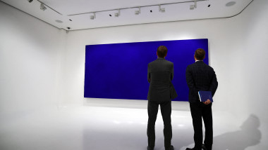 A large monochrome painting by Yves Klein to be auctioned in Paris