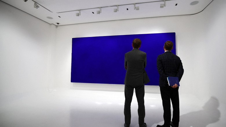 A large monochrome painting by Yves Klein to be auctioned in Paris