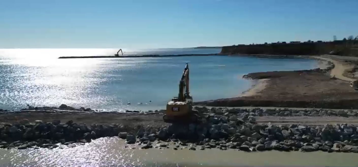 VIDEO Au început lucrările pentru extinderea plajelor din sudul litoralului. Cum arată acum