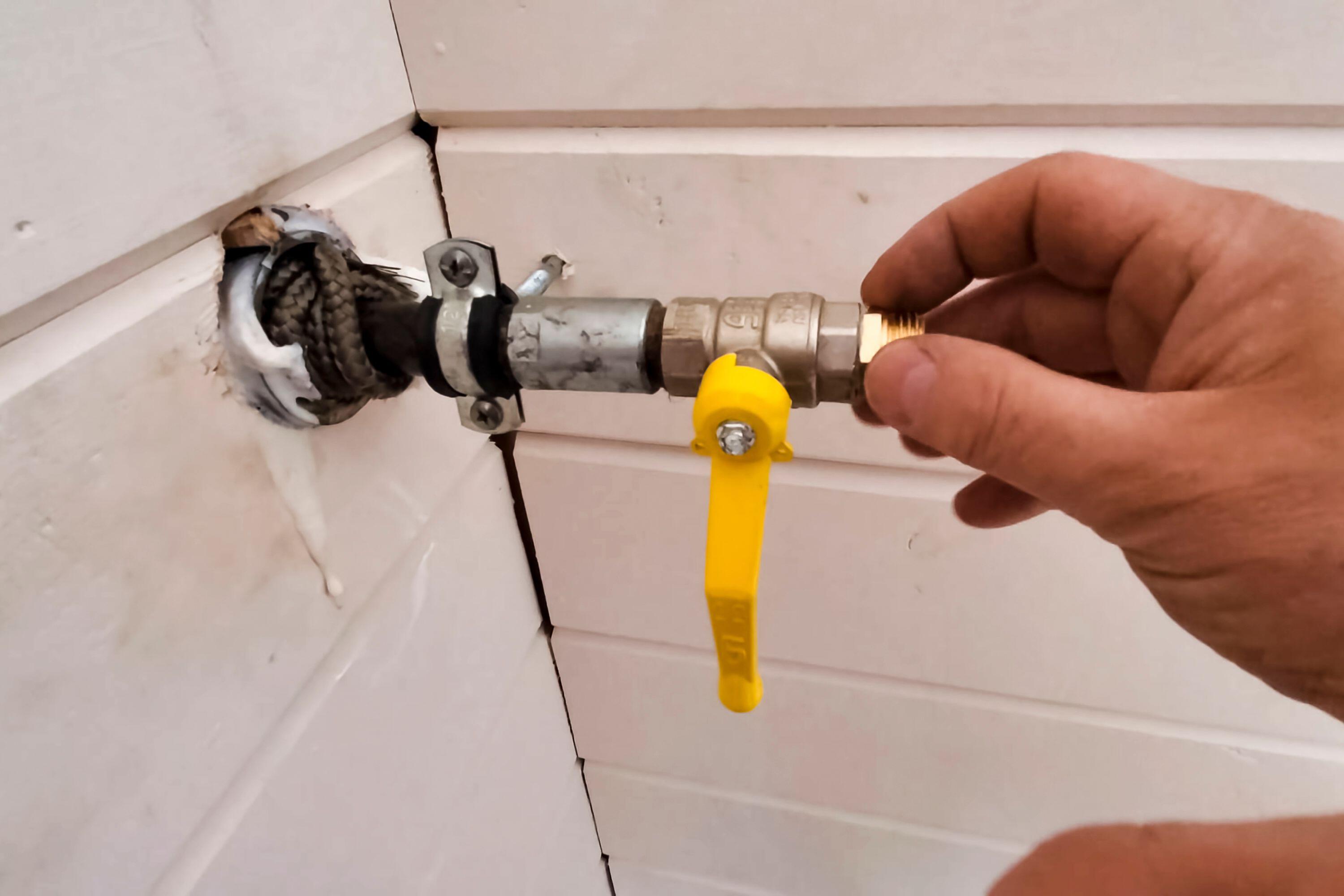 1.000 de locuințe au rămas fără gaze în Sectorul 1, din cauza unei avarii provocate de o firmă de construcţii care făcea săpături