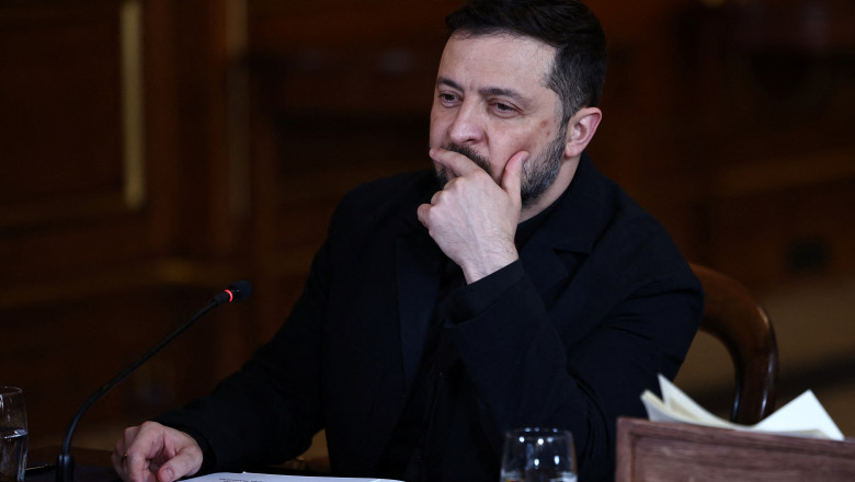 Pariul lui Zelenski se întoarce împotriva lui: 100.000 de tineri au părăsit Ucraina, după ce a relaxat restricțiile de călătorie