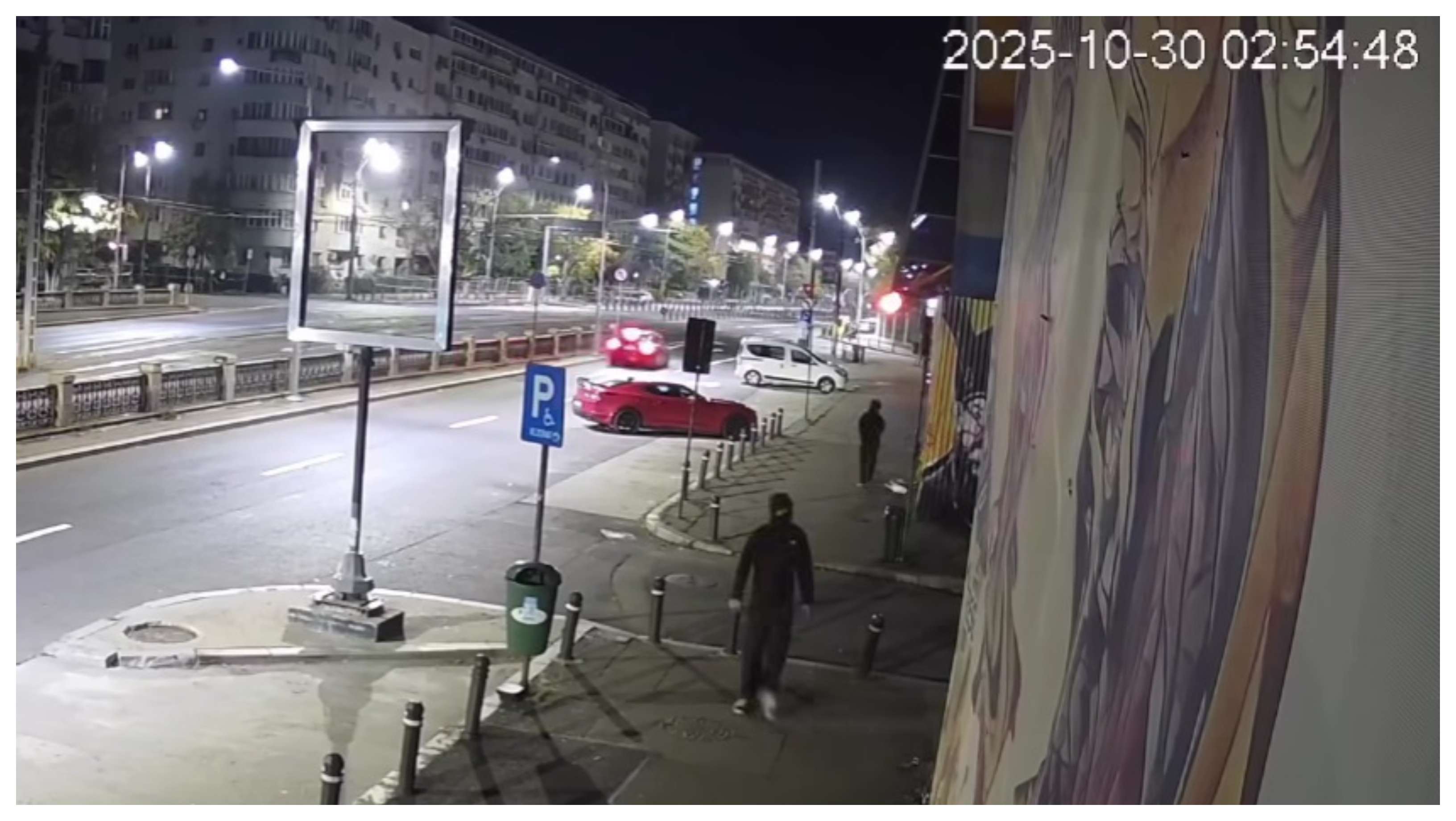 Sediul central al AUR din Capitală a fost vandalizat. Momentul, surprins pe camerele de supraveghere. Polițiștii fac cercetări