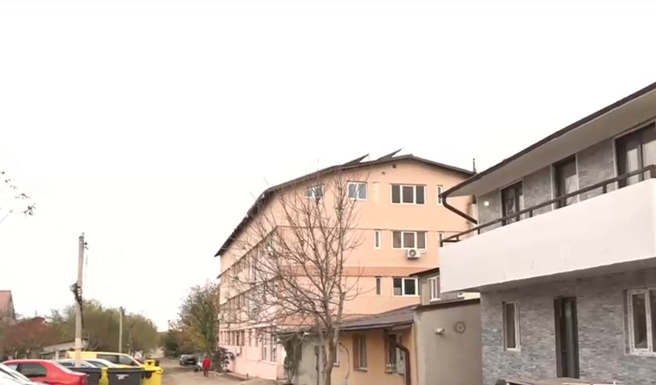 Un bărbat din Craiova a făcut un sistem ilegal de apă și canalizare pentru care a cerut plăți lunare timp de 4 ani. Cum funcționa