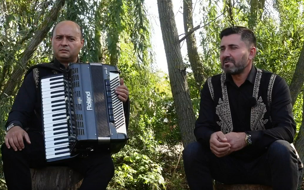 Lecții de la lăutari: „Omul fără dușmani e ca banca fără bani. De obicei oamenii slabi urăsc”