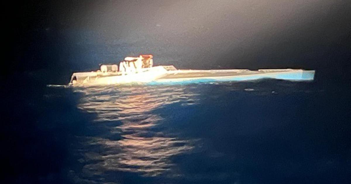 Submarin cu 1,7 tone de cocaină, interceptat în Atlantic de autoritățile portugheze