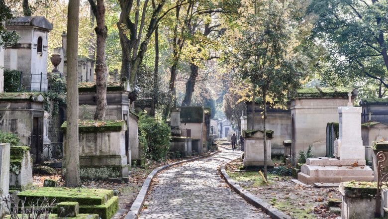 Cimitirul Pere Lachaise din Paris.