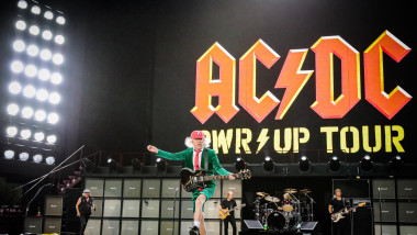 ac dc power up tour