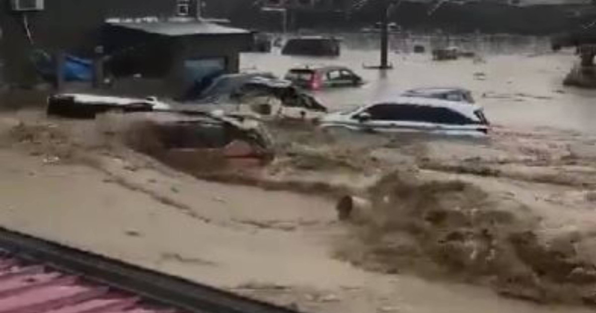Taifun devastator în Filipine: 66 morți, 26 dispăruți