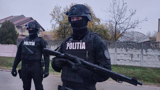 Operaţiunea Jupiter: Percheziţii în Bihor şi Cluj într-un dosar de evaziune fiscală și comerț ilegal cu motorină. Cât este prejudiciul