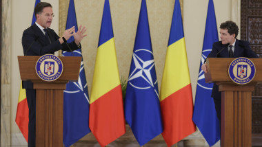 Nicușor Dan, președintele României și Mark Rutte, secretarul general NATO, susțin declarații comune de presă după întâlnirea avută la Palatul Cotroceni din București, 5 noiembrie 2025.