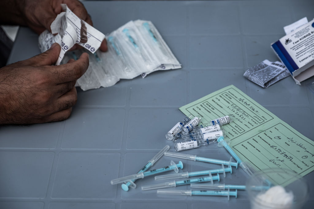 Criză de sănătate în Gaza: rata vaccinării scade sub 70%, OMS intervine cu o campanie amplă de imunizare a copiilor