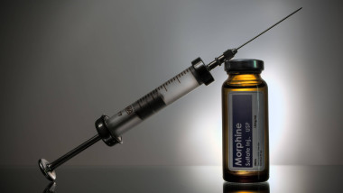 seringa-sticla morfina