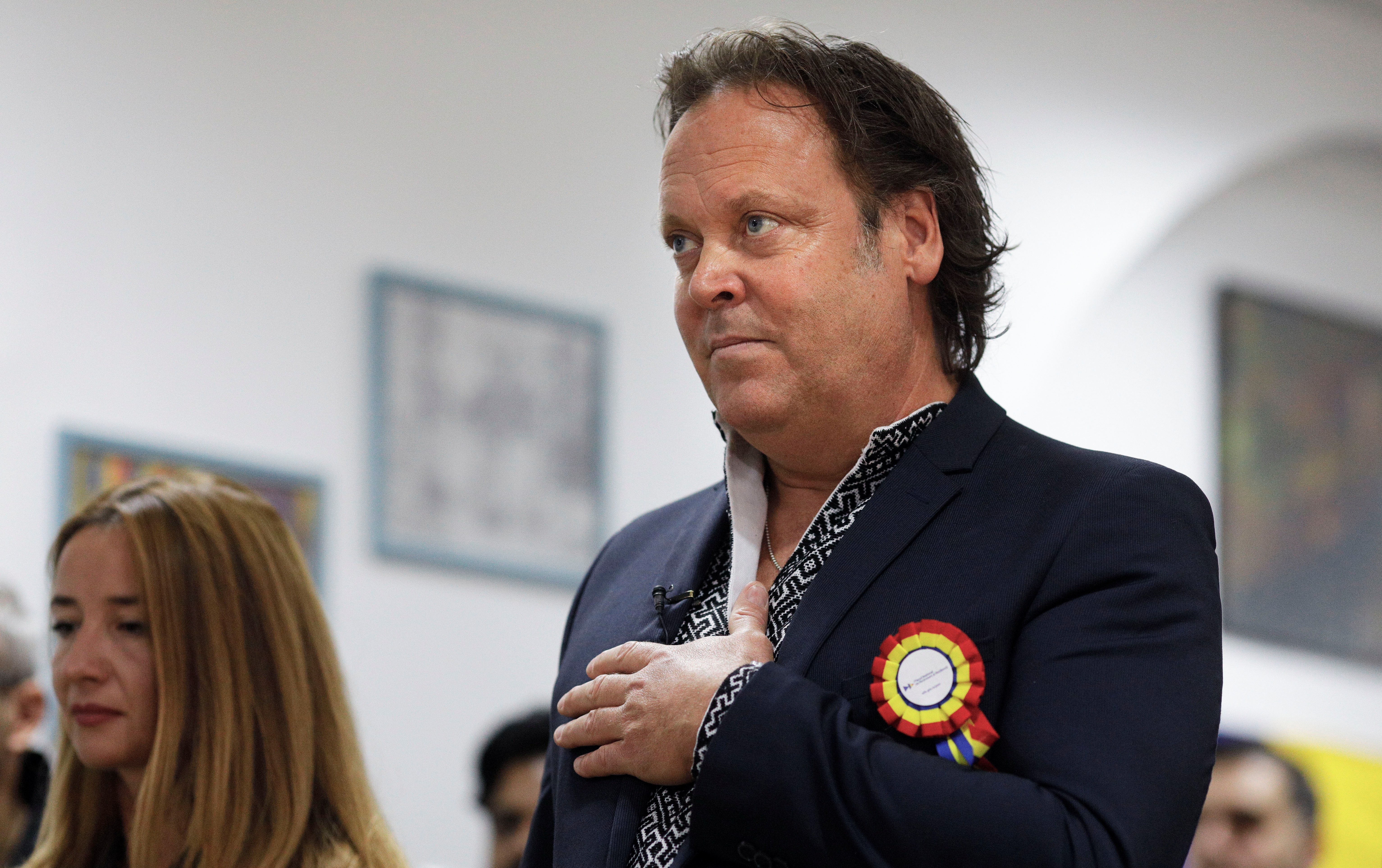 Charley Ottley a depus jurământul și a devenit oficial cetăţean român: „Este un privilegiu pentru mine”