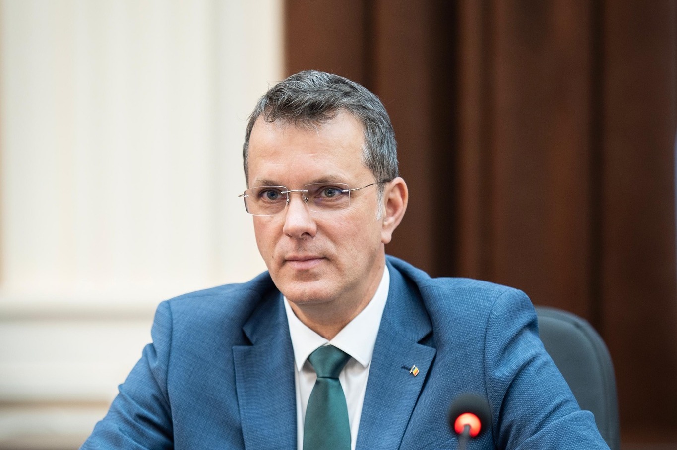 Ionuț Moşteanu s-a întâlnit cu ministrul adjunct al apărării din Ucraina: Discuții despre cooperarea în industria de apărare