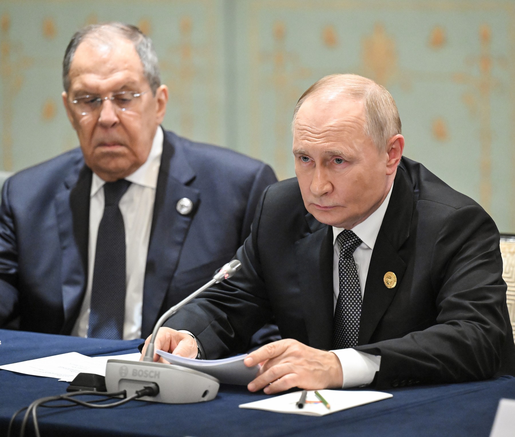 Vladimir Putin nu l-a ostracizat pe Serghei Lavrov, asigură Kremlinul. De ce ar fi fost trimis în dizgrație șeful diplomației ruse