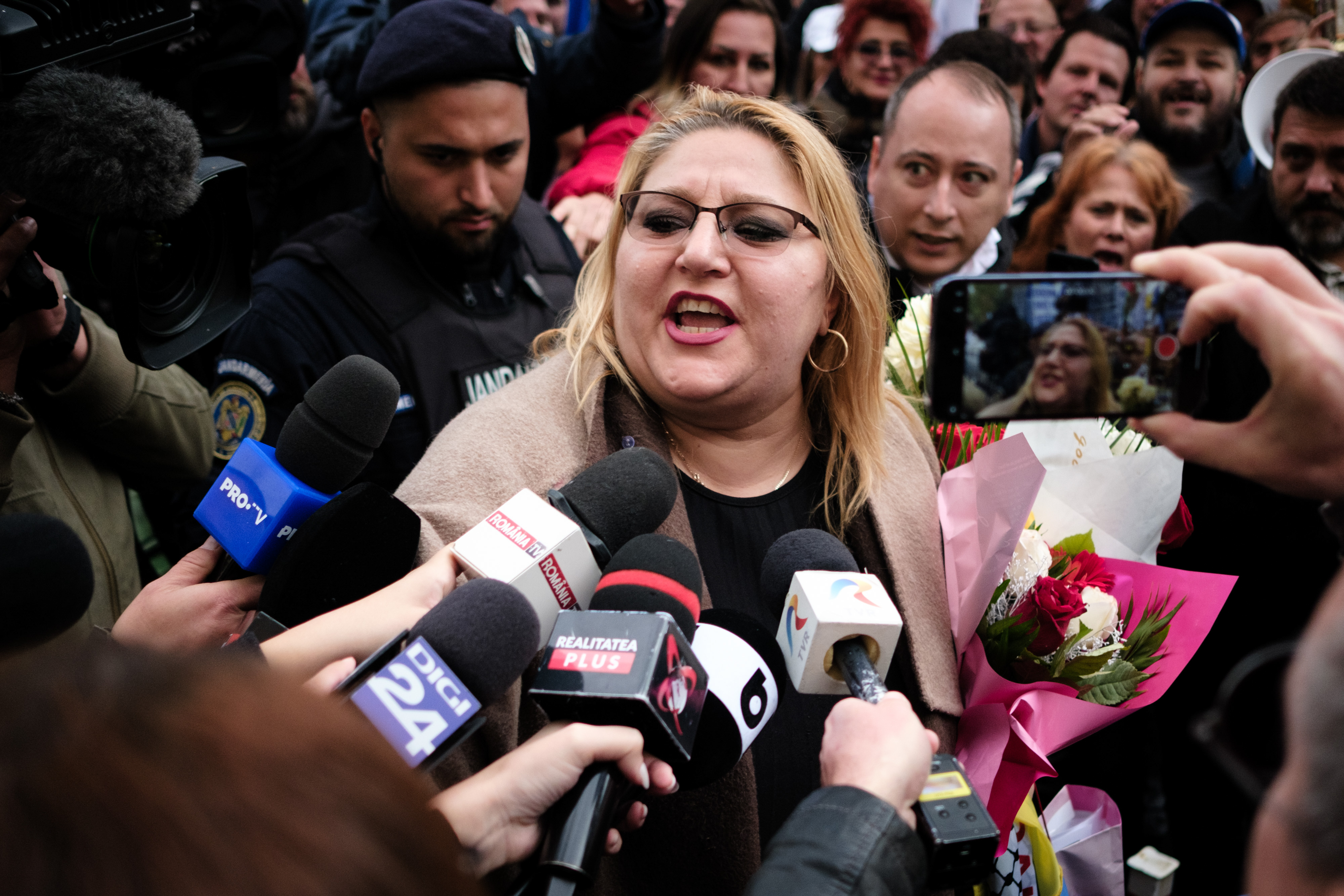 Diana Șoșoacă, citată din nou la Parchetul General: „M-au chemat să-mi dau acordul pentru internarea într-un spital de psihiatrie”