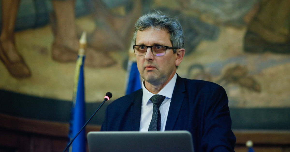 Valentin Lazea, BNR: România spre o economie a serviciilor