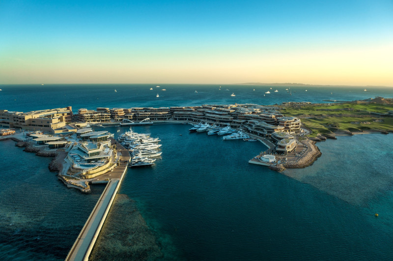 Sindalah, un complexe hôtelier de luxe sur 840.000 mètres carrés, vient d'ouvrir ses portes en Arabie Saoudite