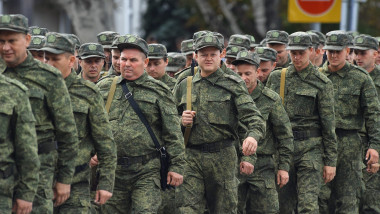 soldati-rusi-in uniforma