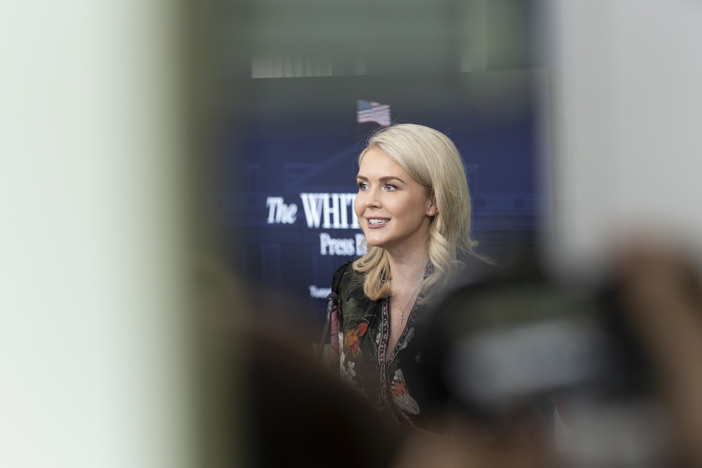 Momentul în care Viktor Orban îl întrerupe pe Trump și-i spune că o vrea pe secretara de presă Leavitt, să lucreze în Ungaria pentru el