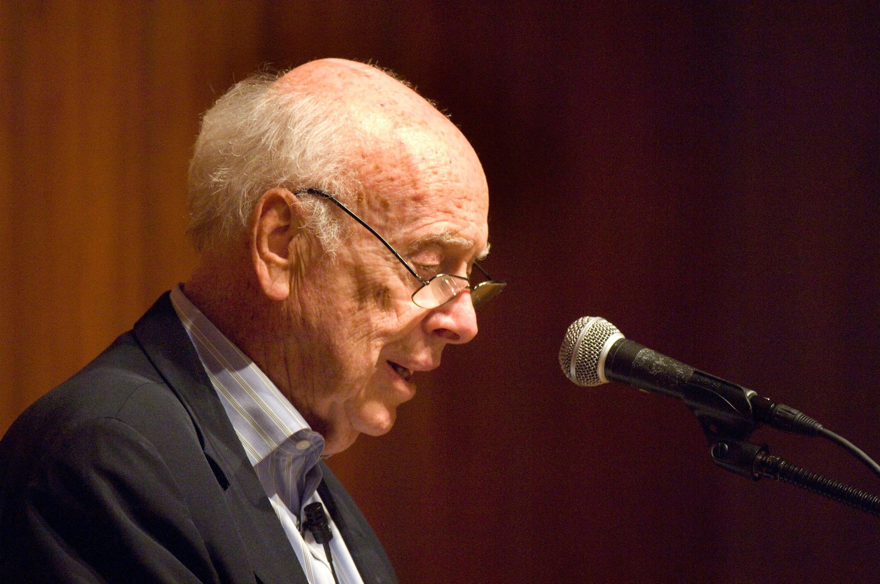 Cercetătorul rasist James Watson, unul dintre descoperitorii ADN-ului și laureat al Premiului Nobel, a murit la vârsta de 97 de ani