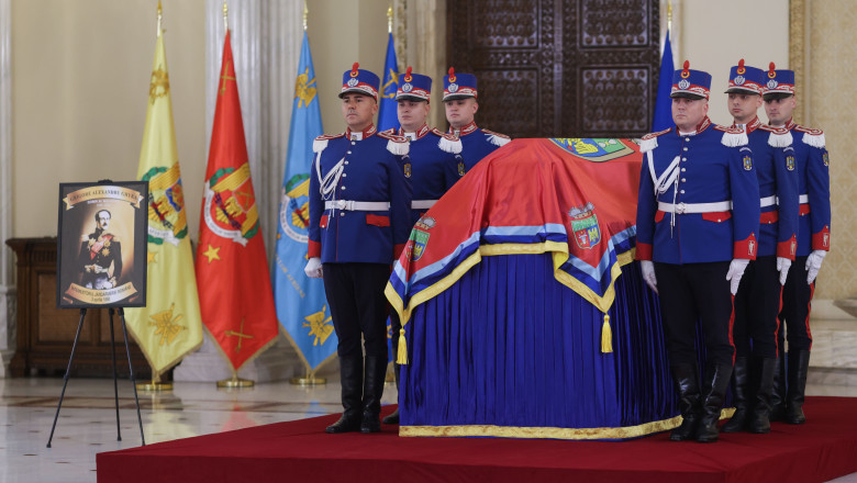 Ceremonia organizată cu ocazia repatrierii rămășițelor pământești aparținând ultimului domn al Moldovei, Grigore Alexandru Ghyka, la palatul Cotroceni din București, 9 noiembrie 2025. Foto: Inquam Photo