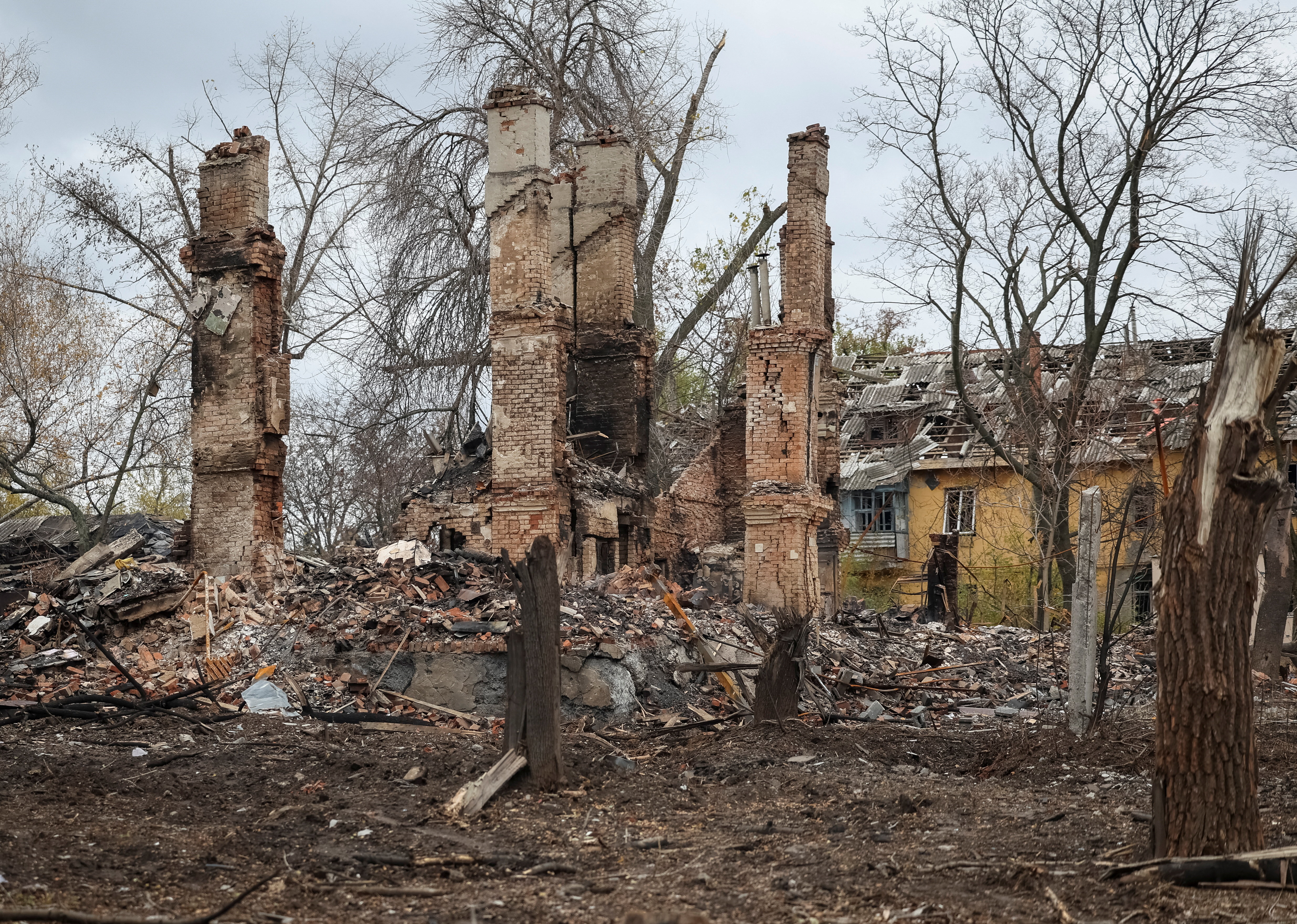 Zeci de mii de ucraineni au rămas fără energie electrică după ce Rusia a atacat regiunea Zaporojie. 6 morți după atacurile Moscovei