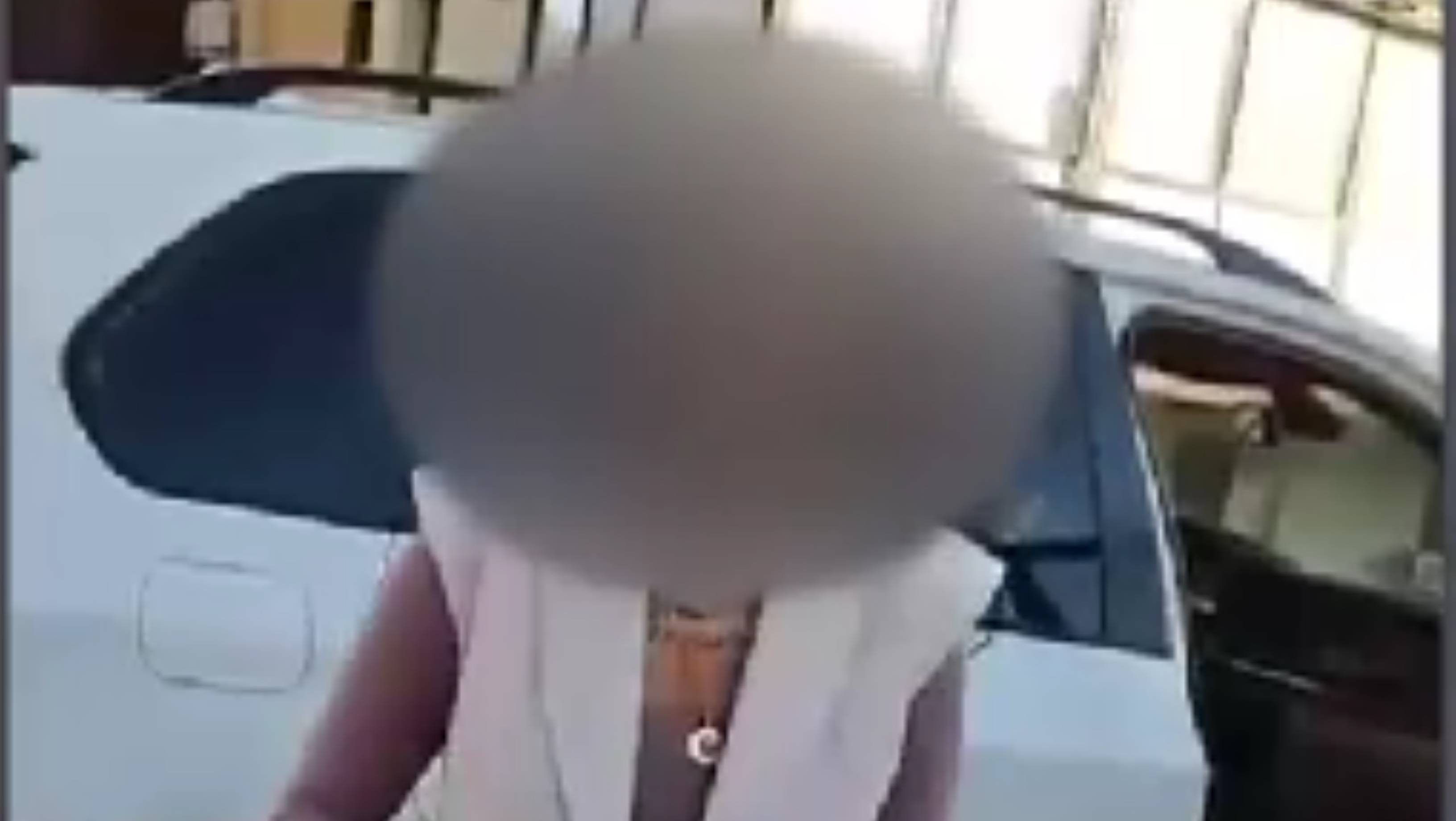 Livratorul străin agresat în Popești-Leordeni și-a retras acuzațiile. Tinerii agresori s-au ales cu sancțiuni contravenționale