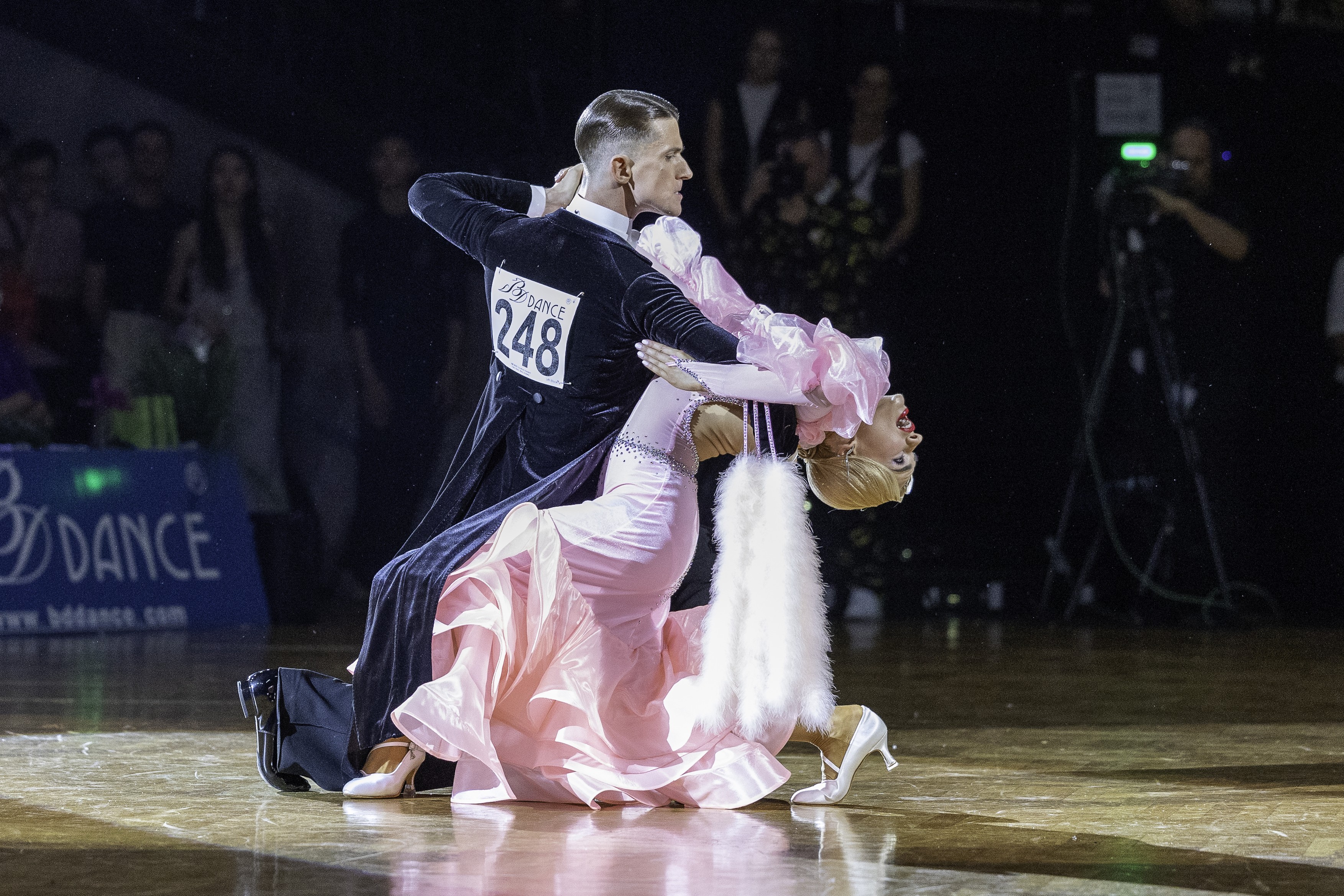 Doi români, campioni mondiali la dan sportiv. Rareş Cojoc şi Andreea Emilia Matei au câștigat Transylvanian Grand Prix