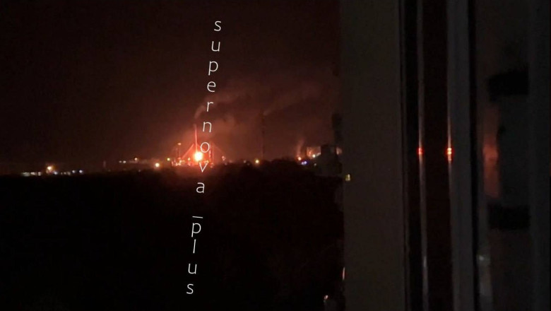 Ucraina a trimis zeci de drone în adâncul Rusiei. O nouă rafinărie a fost afectată de o serie de explozii