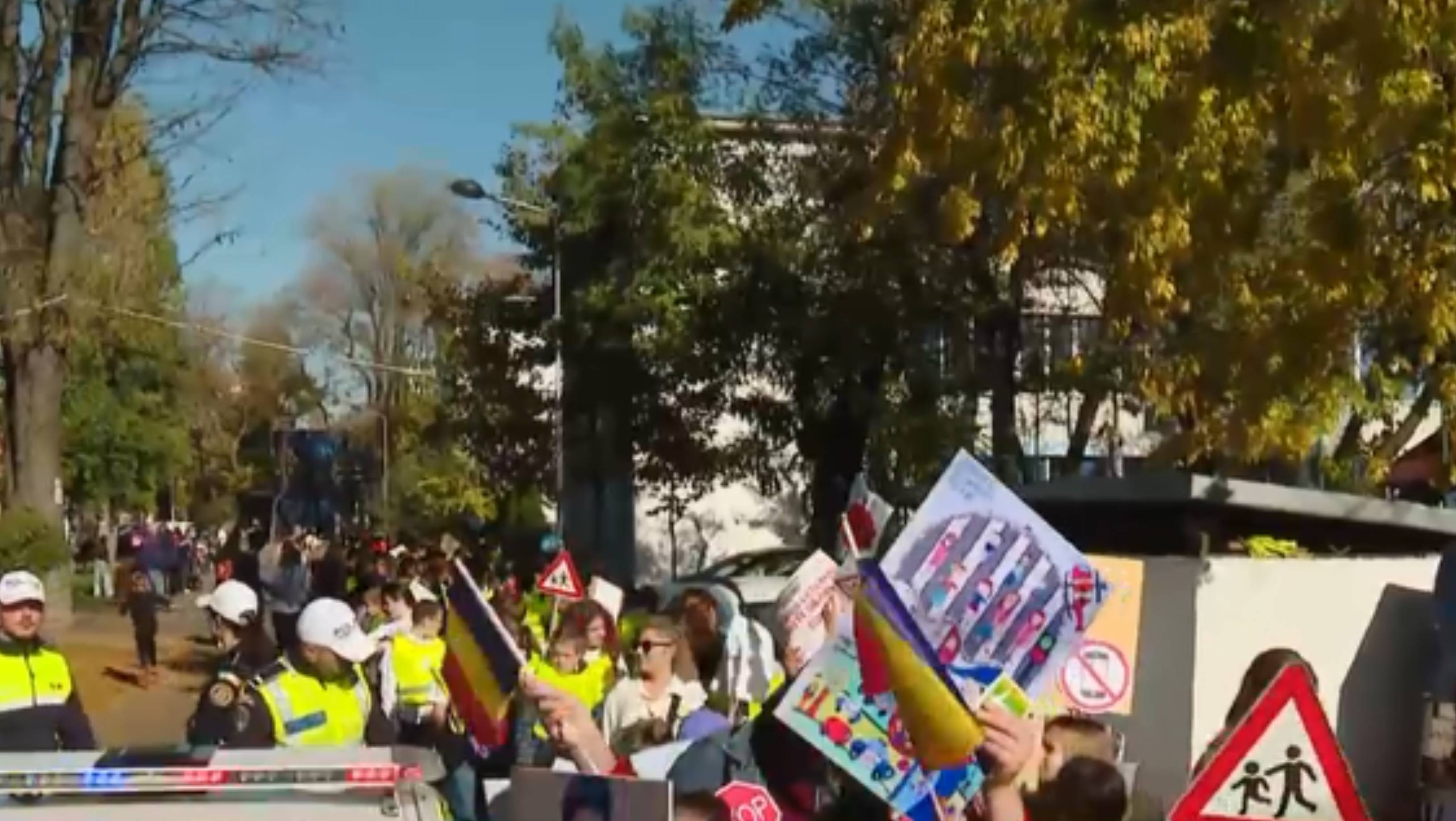 Marș privind siguranța rutieră în București, la aproape o lună de la cazul mamei ucise pe trecerea de pietoni din Berceni