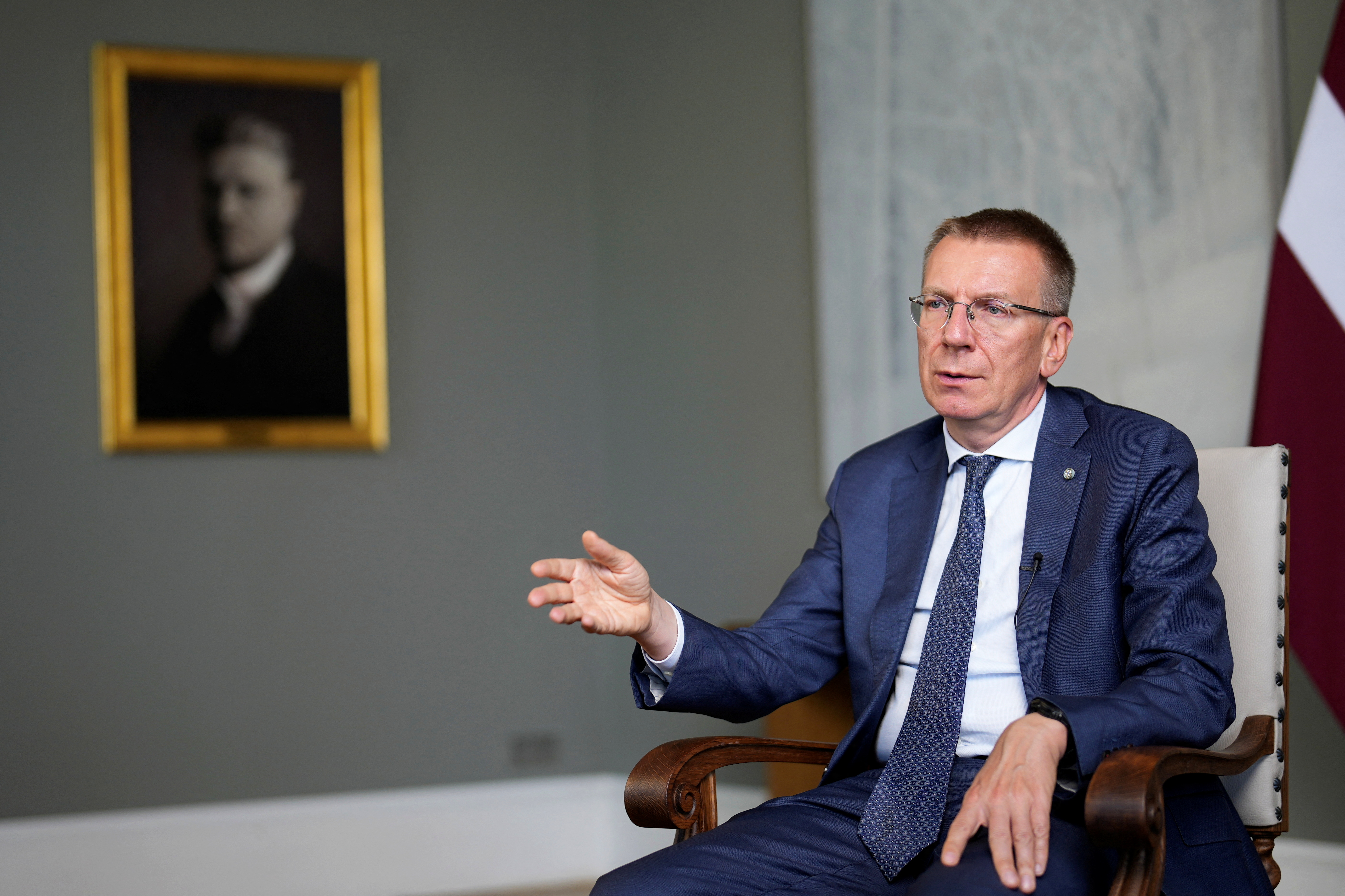 Preşedintele Letoniei retrimite în Parlament controversata lege privind retragerea din Convenţia asupra violenţei împotriva femeilor