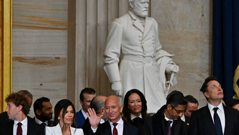 Averea celor mai bogați 10 americani a crescut cu aproape 700 de miliarde de dolari de când Trump a redevenit președinte