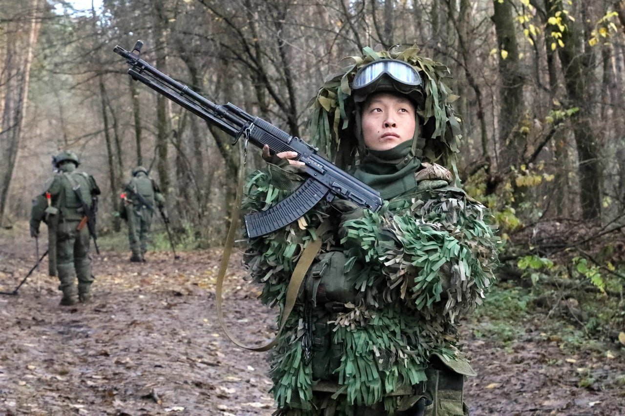 Rusia curăță minele din Kursk cu geniști nord-coreeni asistați de roboți