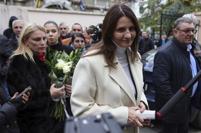 INSTANT_CANDIDATURA_ANCA_ALEXANDRESCU_00_INQUAM_Photos_Octav_Ganea