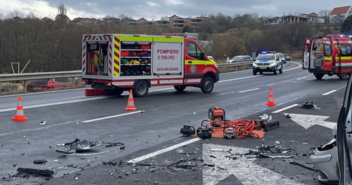 Accident grav la ieșirea din Cluj-Napoca: un om a murit și trei au fost răniți, printre care un copil