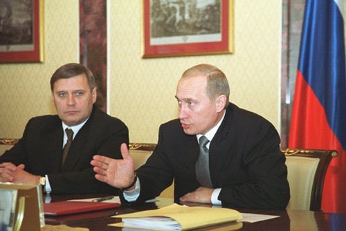 Primul premier numit de Vladimir Putin a fost declarat „terorist”. Kasianov a condus Guvernul din 2000 până în 2004 și a fugit din țară
