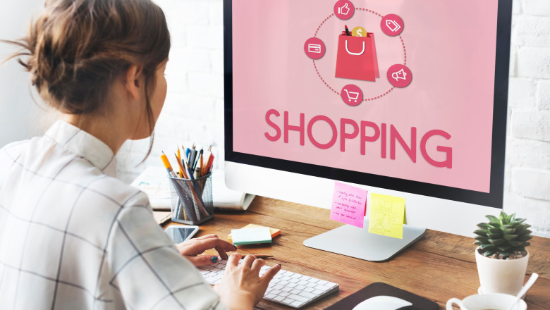 Comerțul electronic în creștere în România: 74% dintre românii conectați la internet au cumpărat online în 2025