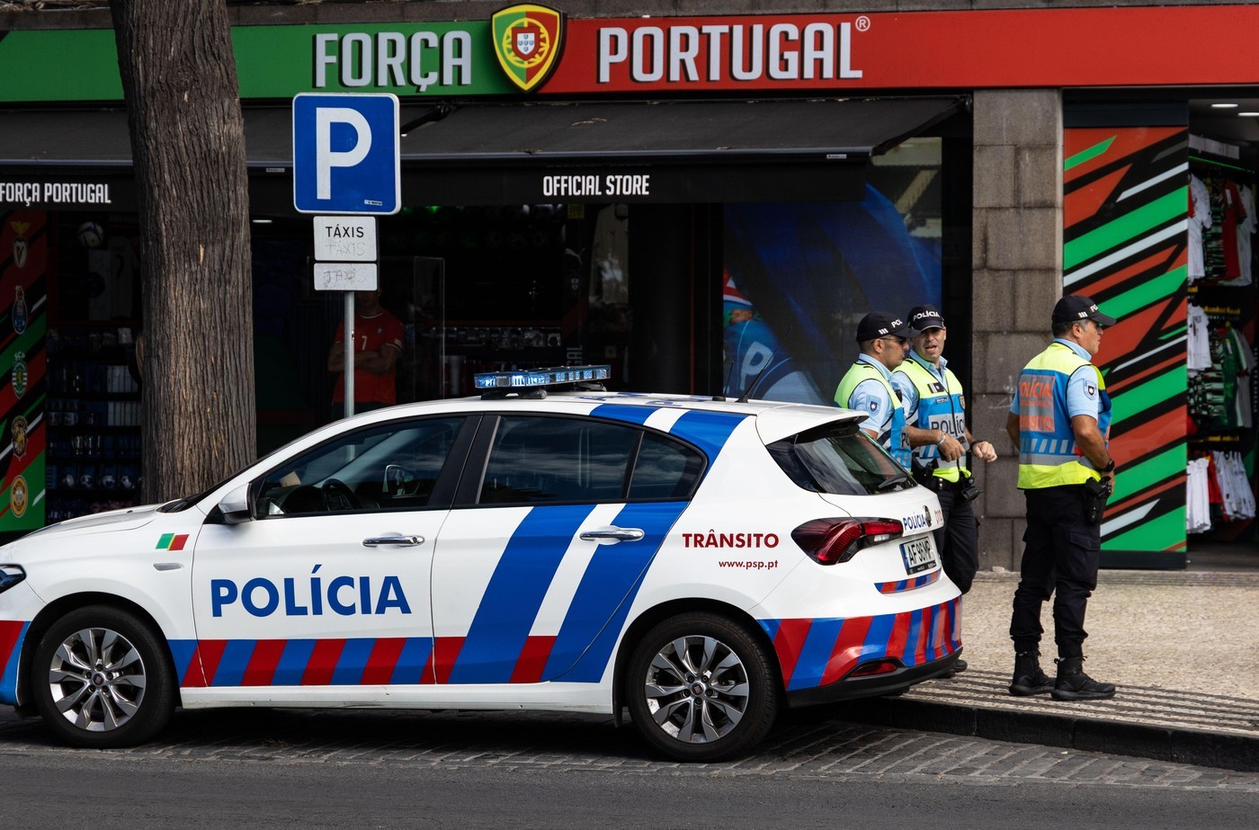 Unul dintre cei mai periculoși traficanți de droguri brazilieni a fost capturat în Portugalia. Ce operațiuni conducea „Hulk”
