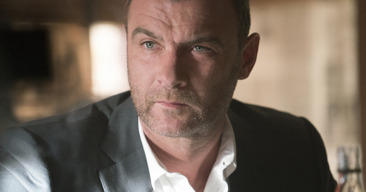 Actorul Liev Schreiber, internat de urgență în NY