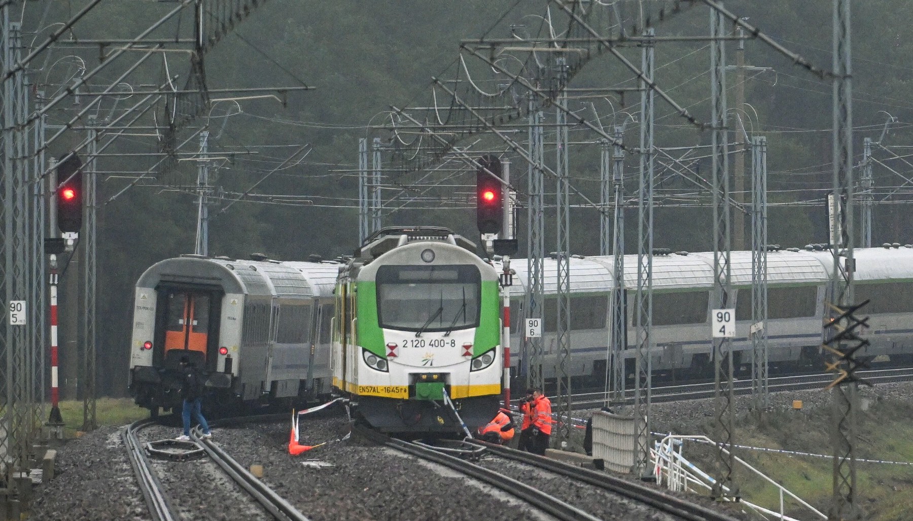 Nivelul de alertă pe căile ferate poloneze a fost ridicat la „Charlie”. Ce înseamnă acest lucru?