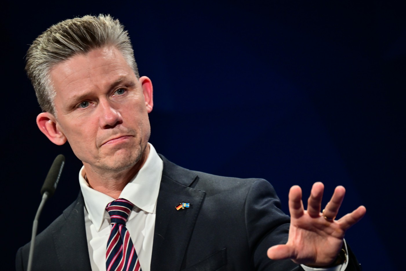 Europa trebuie să se pregătească pentru escaladarea hibridă a Rusiei, afirmă ministrul Apărării din Suedia. Ce soluție oferă acesta