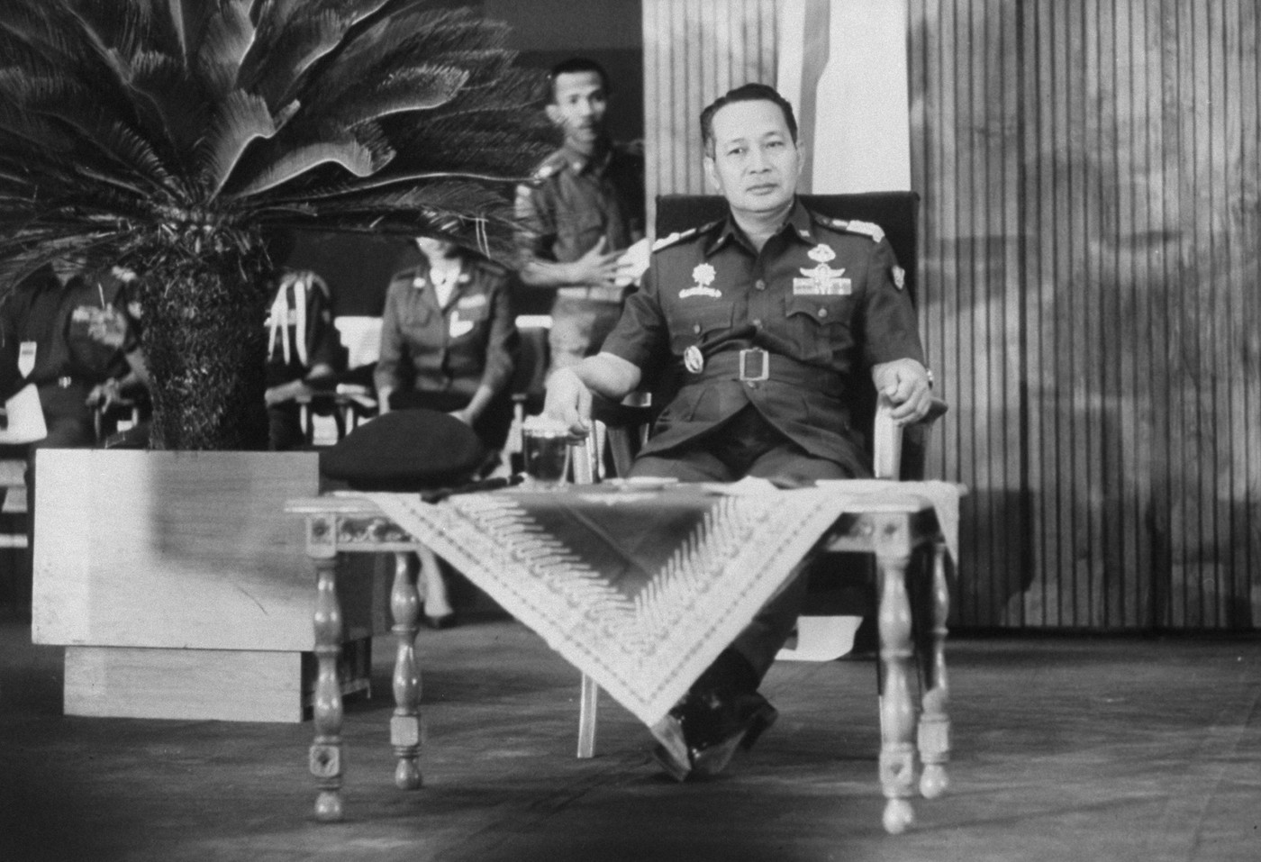 Furie în Indonezia după ce fostul dictator Suharto, acuzat de corupţie şi crime în masă, a fost numit „erou naţional”