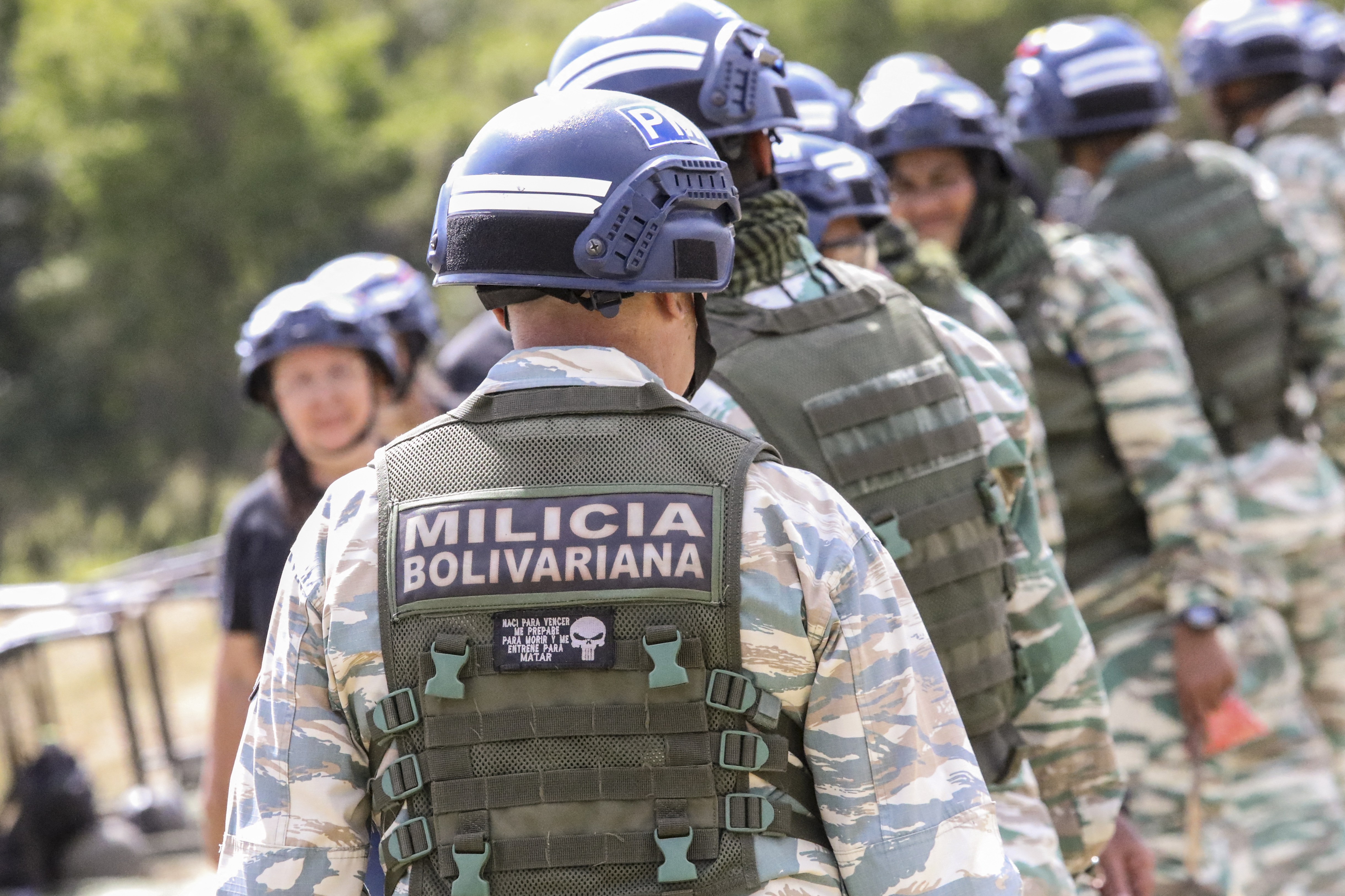 „Nu am rezista două ore într-un război convențional”. Strategia dublă pe care Venezuela ar adopta-o în cazul unui atac al SUA